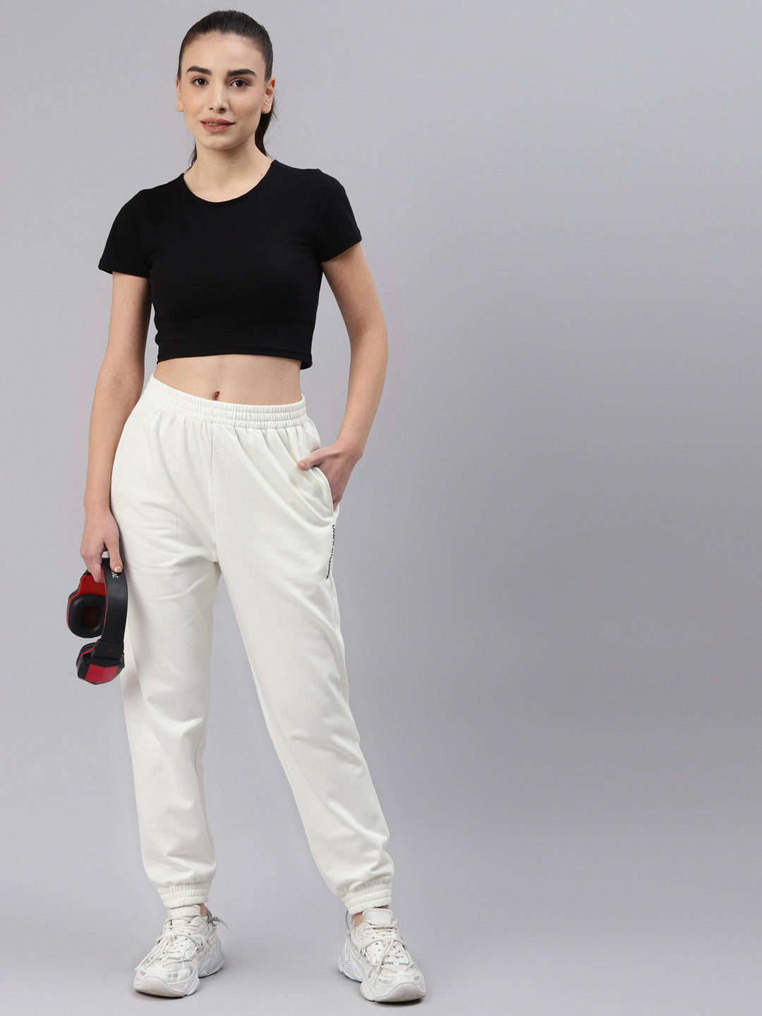 Laabha Women solid Off White Regular Fit Stylish Jogger